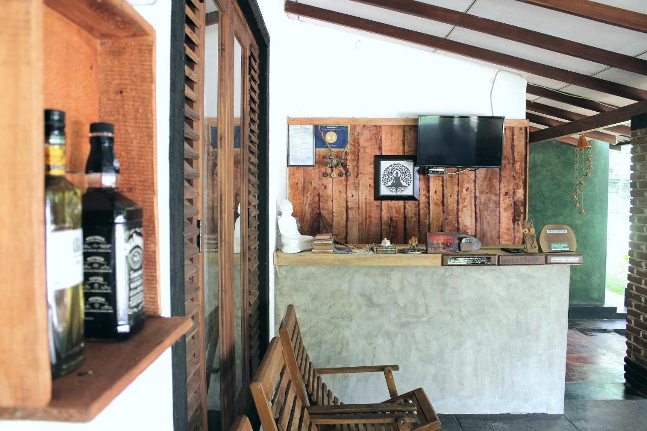 אנוראדפורה Green Cottage מראה חיצוני תמונה