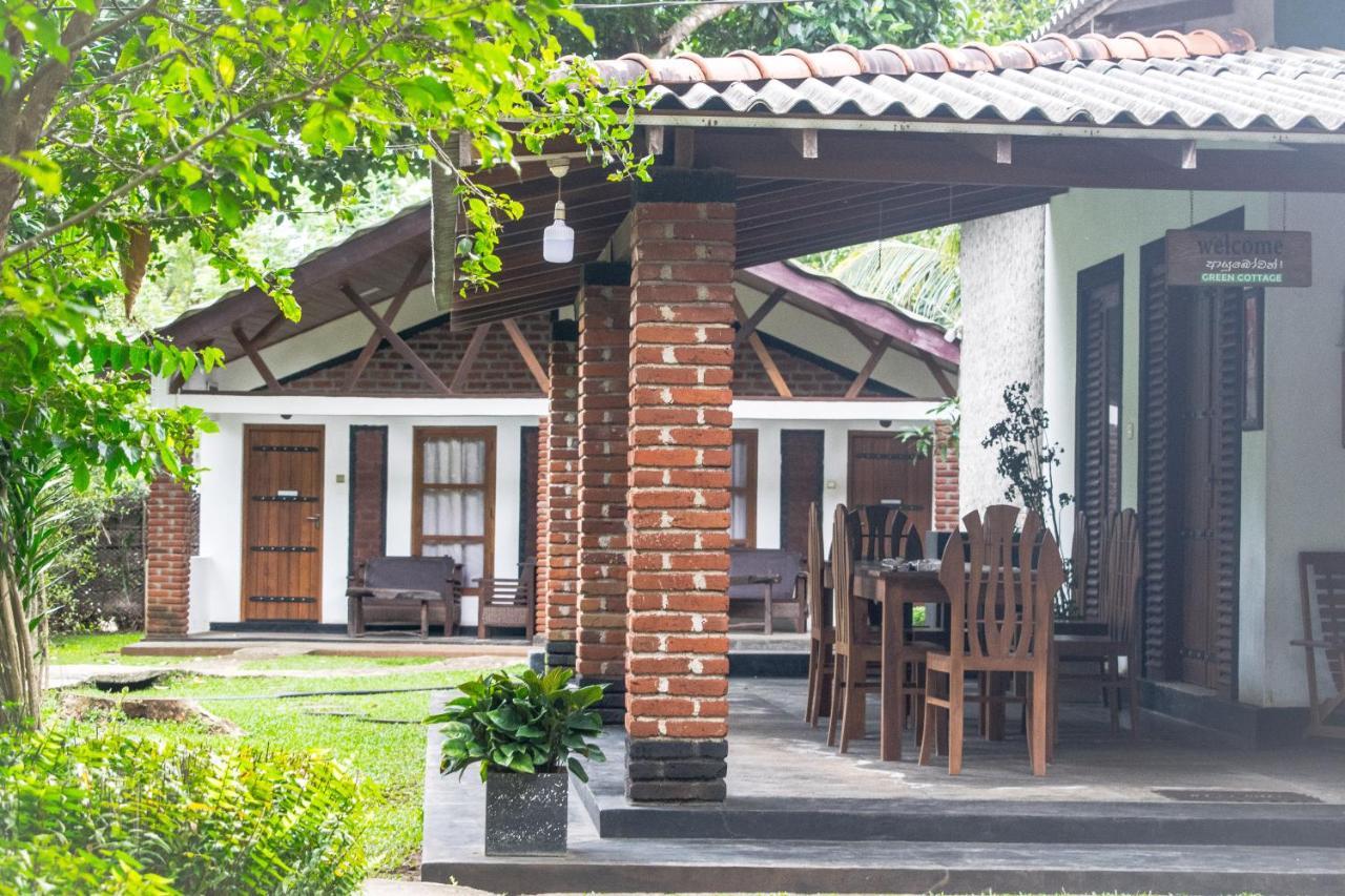 אנוראדפורה Green Cottage מראה חיצוני תמונה