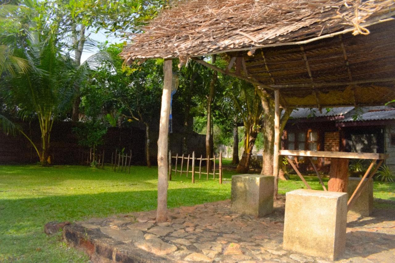אנוראדפורה Green Cottage מראה חיצוני תמונה