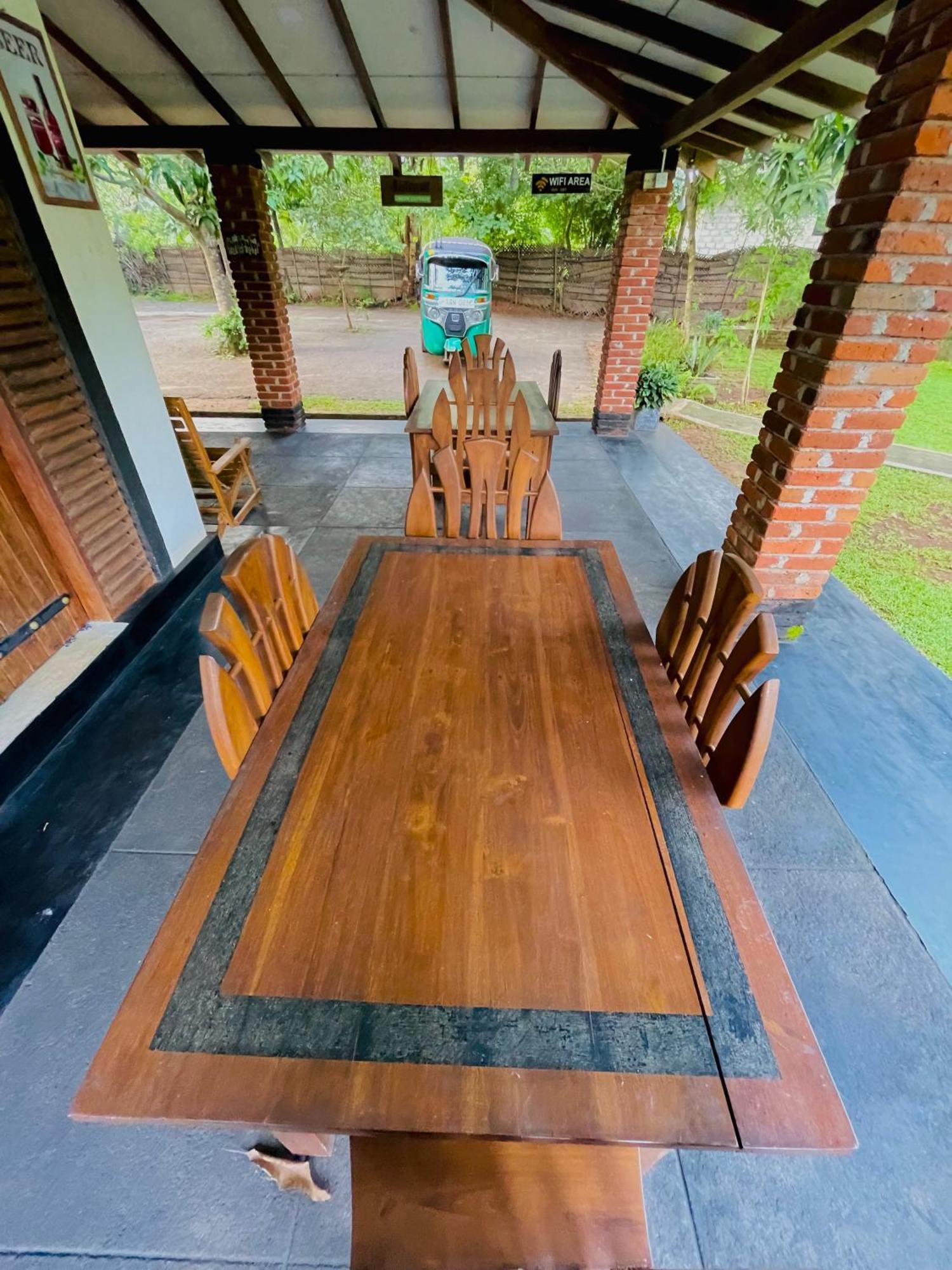 אנוראדפורה Green Cottage מראה חיצוני תמונה